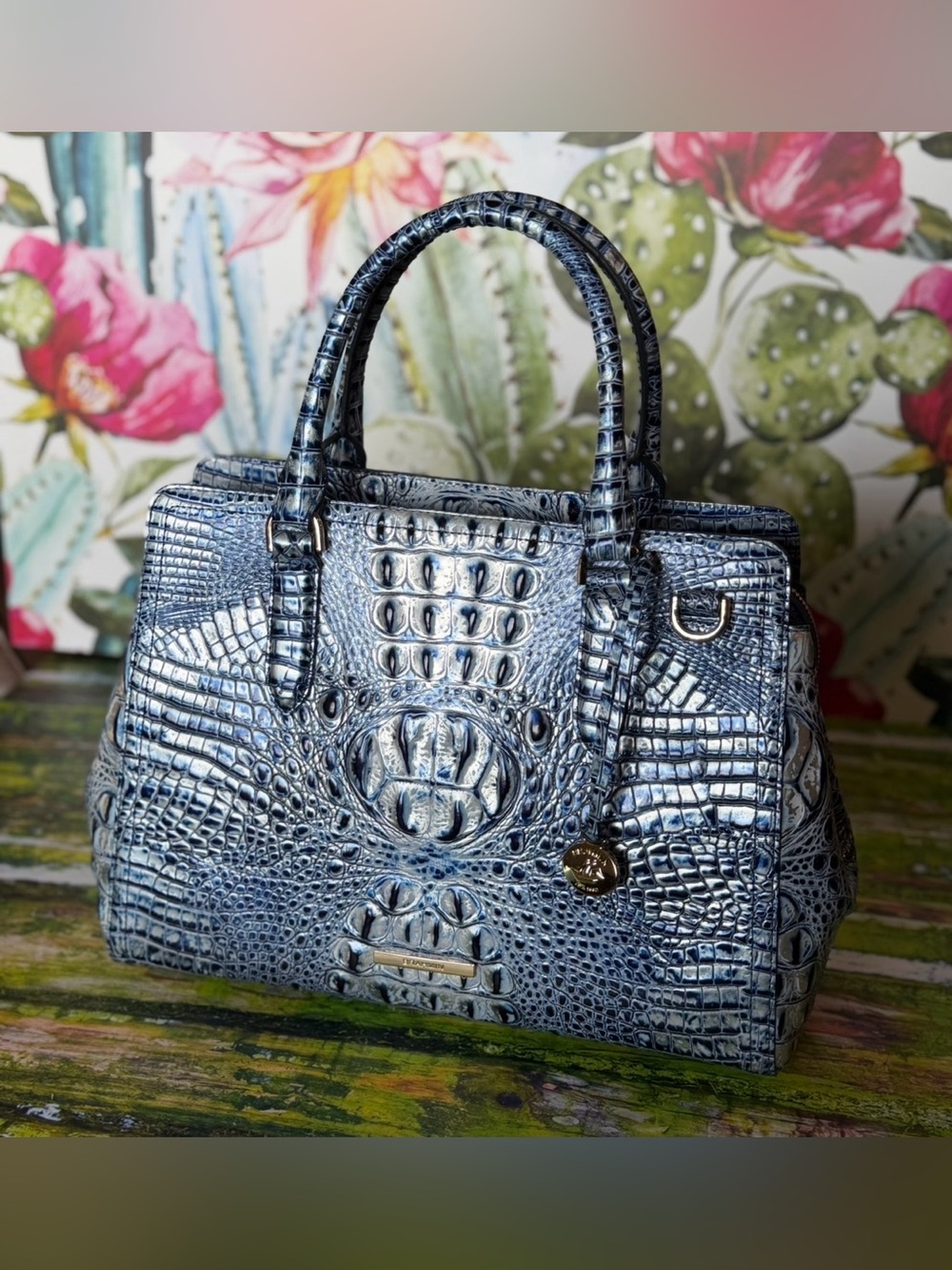 NWT Brahmin Costal Blue Small Finley handbag - Picture 8 of 15